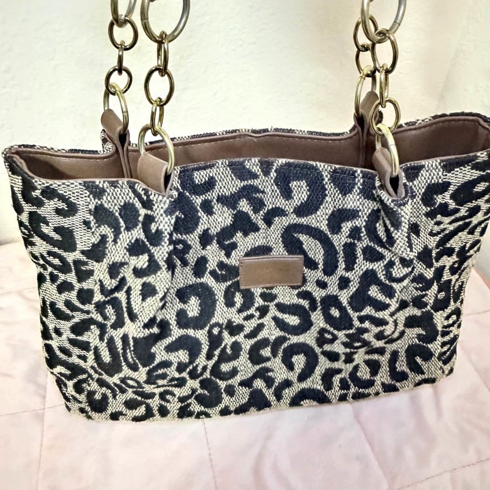 Stylish Leopard Print Tote Bag
